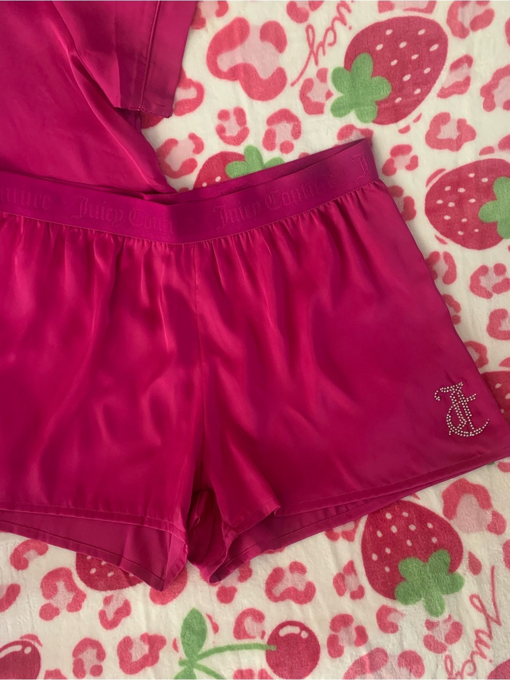 Juicy Couture Silky Satin Bling Pajama Set Raspberry Rave Large NWT - Picture 8 of 15